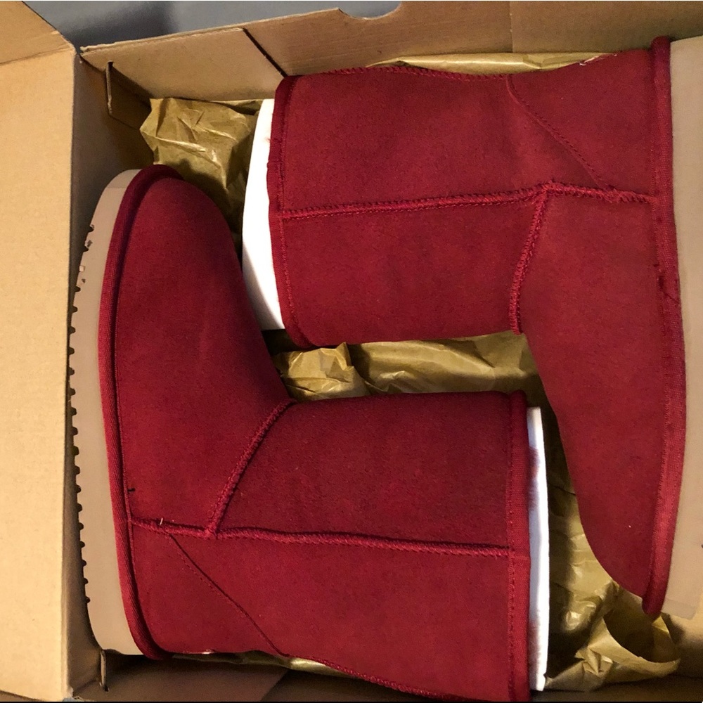 Ladies Koolaburra by UGG Boot